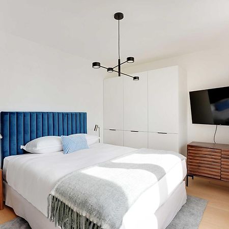 Raffinement Et Confort Dans Cette Residence A Levallois-Perret Esterno foto