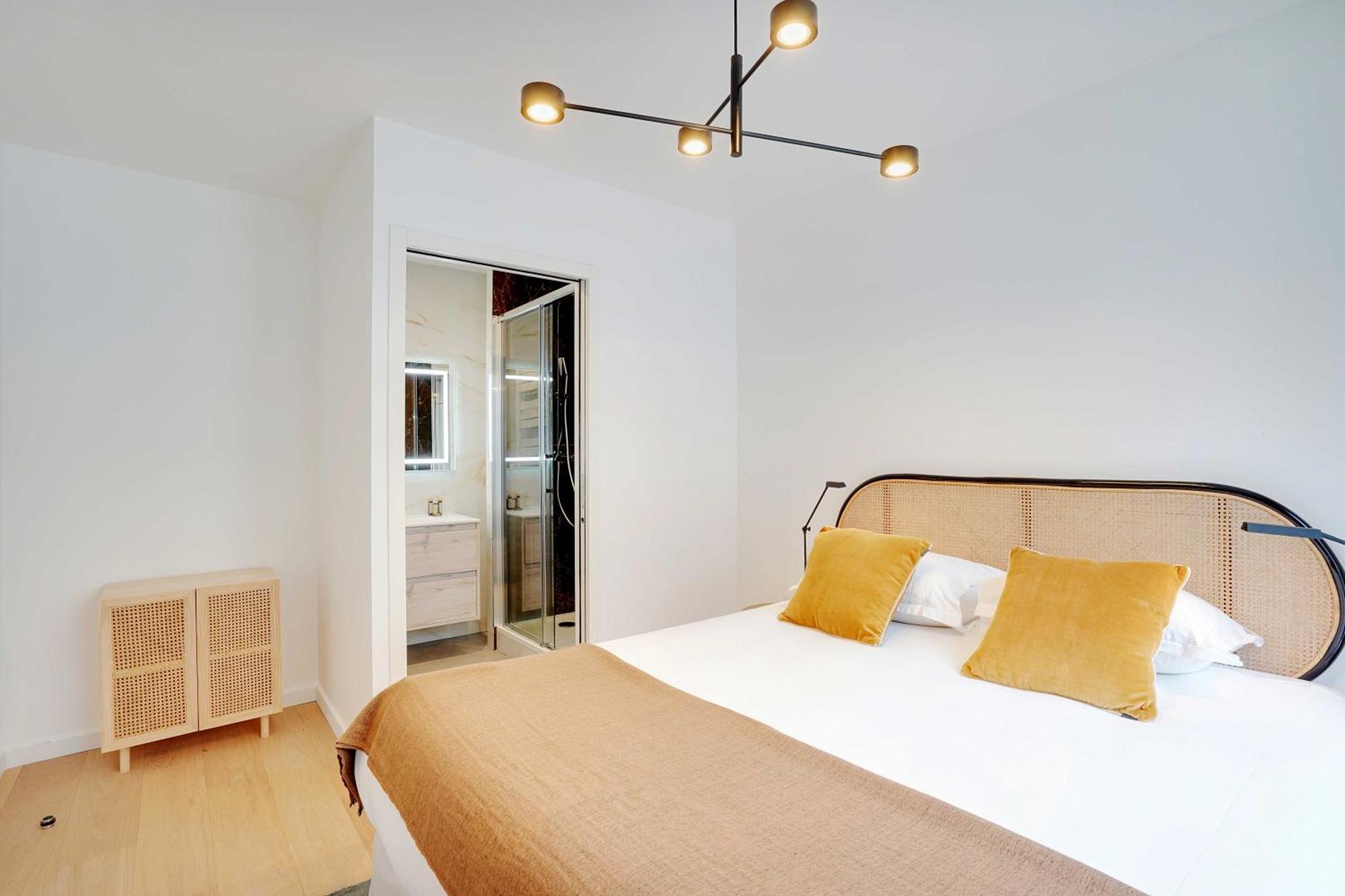 Raffinement Et Confort Dans Cette Residence A Levallois-Perret Esterno foto