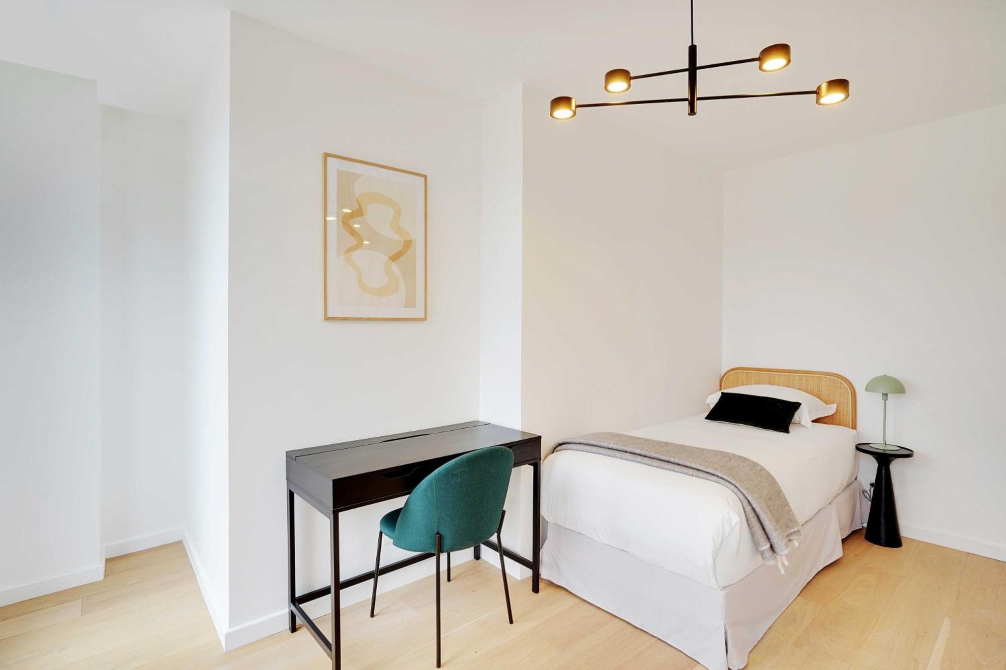 Raffinement Et Confort Dans Cette Residence A Levallois-Perret Esterno foto