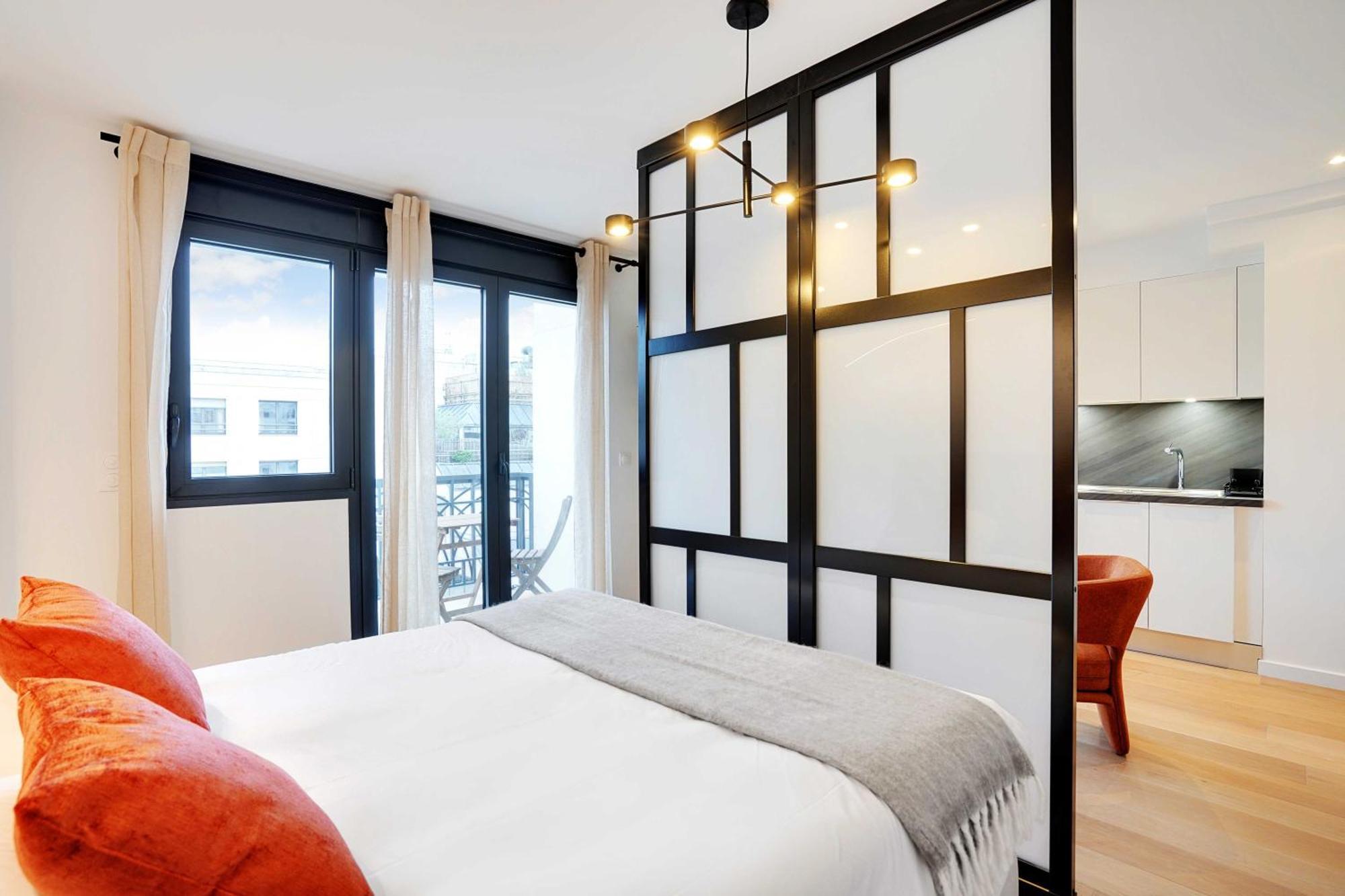 Raffinement Et Confort Dans Cette Residence A Levallois-Perret Esterno foto