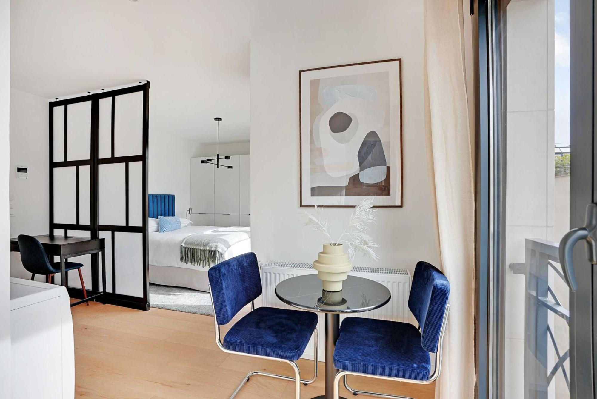 Raffinement Et Confort Dans Cette Residence A Levallois-Perret Esterno foto
