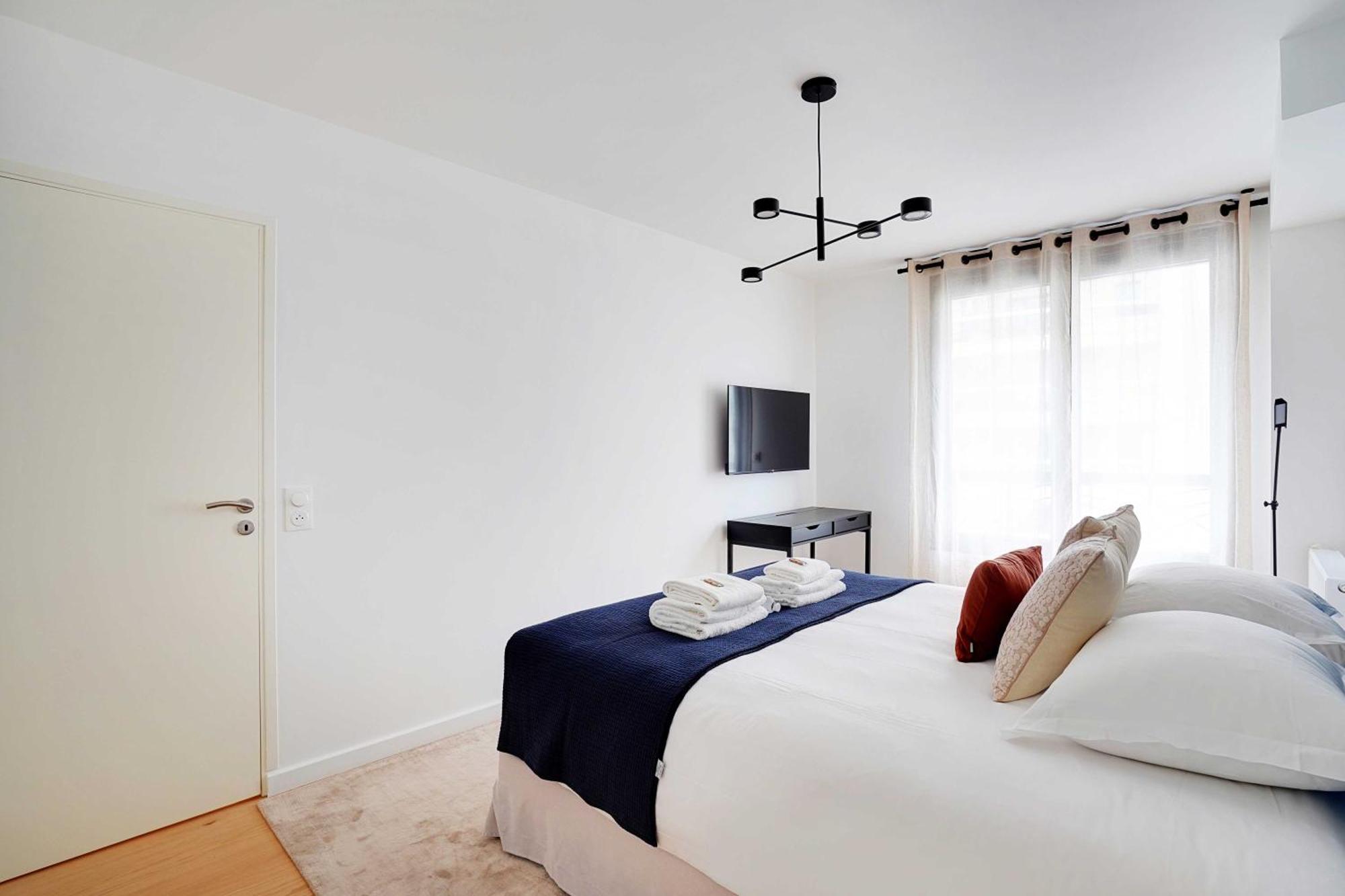 Raffinement Et Confort Dans Cette Residence A Levallois-Perret Esterno foto